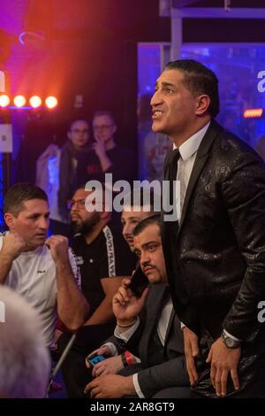 Ismail Özen-Otto (Promoter Universum Box-Promotion), Hamburg, WYC Gym, Box-Gala, Universum Box-Promotion, Team Sauerland Stockfoto