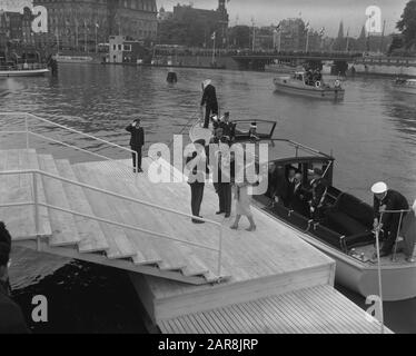 Standortbesuch des Schahs des Iran in den Niederlanden Datum: 20. Mai 1959 Ort: Amsterdam, Iran, Persien Schlüsselwörter: Königshaus, Staatsbesuche persönlicher Name: Reza Pahlevi shah Stockfoto