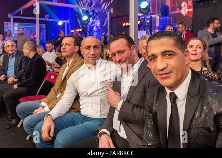 Karl-Robin "Kalle" Sauerland (Promoter Team Sauerland), Arthur Abraham (Boxer WM), nisse Sauerland (Box-Promoter), Ismail Özen-Otto (Promoter Universum Stockfoto