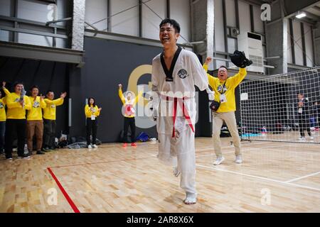 Para Arena, Tokio, Japan. Januar 2020. Shunshuke Kudo, 26. JANUAR 2020 - Taekwondo: Endauswahlspiel der japanischen Nationalkandidaten für Paralympische Spiele Tokio 2020 Männer Para Gyeorugi -75 kg in Para Arena, Tokio, Japan. Credit: Yutaka/AFLO SPORT/Alamy Live News Stockfoto