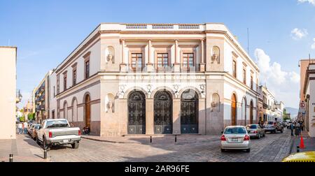 Santiago de Queretaro, Queretaro, Mexiko - 24. November 2019: Das alte Theater der Republik in der Innenstadt Stockfoto