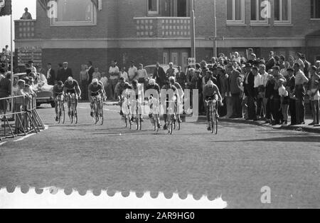 Radprofis der Weltmeisterschaften auf der Straße in Zandvoort Datum: 16. August 1959 Stockfoto