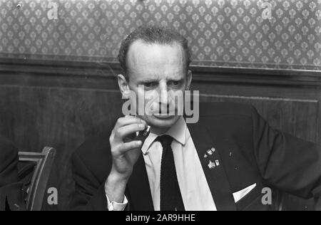 Weltregierung gebildet von Reichgraf Von Thun und Holenstein in Den Haag Datum: 15. Januar 1968 Ort: Den Haag, Zuid-Holland Stockfoto