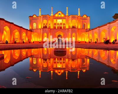 Kerman, Iran. Nov. 2017. Der Fathabad-Garten in der Stadt Kerman im Iran, der am 29. November 2017 aufgenommen wurde. Weltweite Nutzung Credit: Dpa / Alamy Live News Stockfoto