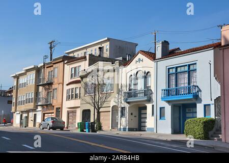 Residential San Francisco, Kalifornien - generisches Wohnviertel in Portola. Stockfoto