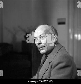 Portrat eines älteren Herrn, Deutschland 1950er Jahre. Porträt eines älteren Mannes, Deutschland 1950er Jahre. Stockfoto