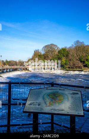 Maidenhead, Berkshire, 20. Januar 2020, Boulters Lock, Informationstafel für das Wehr, Raymill Island, River Thames, Thames Valley, [Mandatary Cred Stockfoto