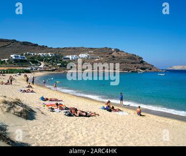 Strand von Panoramos, Stadt Mykonos, Mykonos, Griechenland, Europa Stockfoto