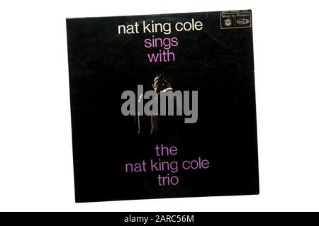 NAT King Cole Singt Mit dem Nat King Cole Trio wurde 1970 veröffentlicht. Stockfoto