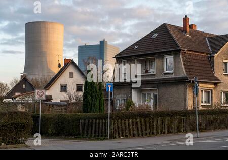 Das von Uniper betriebene Steinkohlekraftwerk Datteln 4 am Dormtund-Ems-Kanal soll nach dem Kohlekompromiss angeschlossen werden Stockfoto