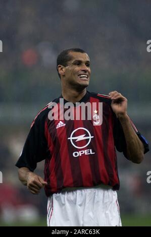 Mailand Italien, 23. November 2002, Stadion "G.MEAZZA SAN SIRO", Campionato di Calcio Seria A 2002/2003, AC Mailand - FC Inter: Rivaldo während des Spiels Stockfoto