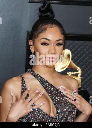 Los ANGELES, KALIFORNIEN, USA - 26. JANUAR: Saweetie kommt bei den 62. GRAMMY Awards am 26. Januar 2020 im Staples Center in Los Angeles, Kalifornien, USA, an. (Foto von Xavier Collin/Image Press Agency) Stockfoto