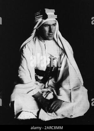 T. -E. Lawrence. Lawrence von Arabien. Porträtfoto in arabischem Kleid Stockfoto