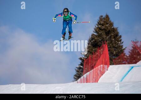 Ski-Kreuz bei den Jugend-Olympischen Spielen 2020 in Lausanne am 19. Januar 2020 im Winterpark Villars in der Schweiz. Stockfoto