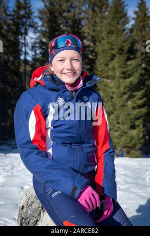 Molly Jefferies (16) von Team GB im Cross-Country Skiing Damen 5 km Classic während der Jugend-Olympioniken von Lausanne 2020 am 21. Januar 2020. Stockfoto