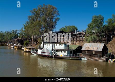 Australien, alte Raddampfer und Terminal am Murray River in Echuca Stockfoto