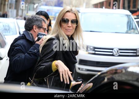 27h Jan, ANTONIO BANDERAS und PABLO PUYOL präsentieren in Barcelona das Musical A CHORUS LINE am Teatre Tivoli Stockfoto