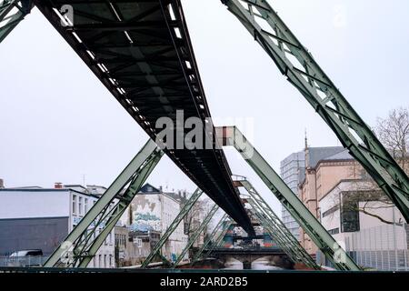 Schwebebahn Wuppertal Stockfoto