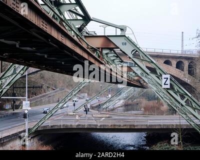 Schwebebahn Wuppertal Stockfoto