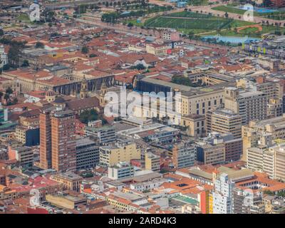 Bogota, Kolumbien - 12. September 2019: Ansicht für das moderne Zentrum von Bogota von der Oberseite des Palácio de Monserrate Berg, Bogotá, Kolumbien, Lateinamerika Stockfoto