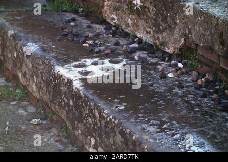 Uraltes Spiel auf Steinstufen im Forum Romanum, Rom, Italien Stockfoto