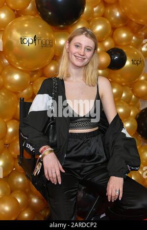 Berlin, Deutschland. Januar 2020. Das Modell Trixi Giese in der exklusiven Kino-Vorschau der 15. Staffel "Deutschlands nächstes Topmodel - von Heidi Klum" von ProSieben im Kino Zoo Palast. Kredit: Jens Kalaene / dpa-Zentralbild / ZB / dpa / Alamy Live News Stockfoto