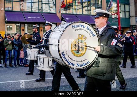 Naden Band der Royal Canadian Navy, chinesische Mondjahr Parade, Chinatown, Vancouver, British Columbia, Kanada. Stockfoto