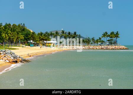 Badestrände am Strand in Townsville North Queensland Australien Stockfoto