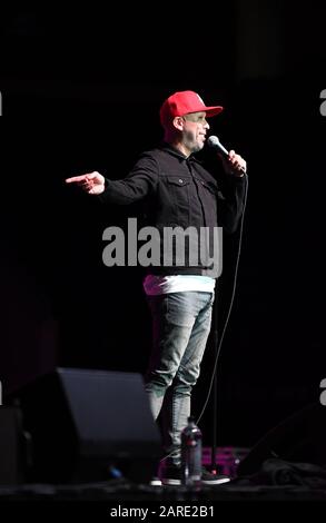 Januar 2020, Norfolk, Virginia, USA: Jo KOY bringt die Lachen am 24. Januar 2020 in Die Chartway Arena an Der Old Dominion University, Norfolk, Virginia. Foto Â© Jeff Moore (Credit Image: © Jeff Moore/ZUMA Wire) Stockfoto