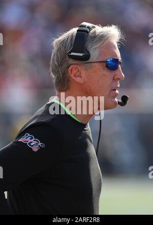 Seattle Seahawks und NFC-Cheftrainer Pete Carroll blicken während des Pro Bowl, Sonntag, 26. Januar 2020, im Camping World Stadium in Orlando, Florida, auf. (Foto von IOS/ESPA-Images) Stockfoto