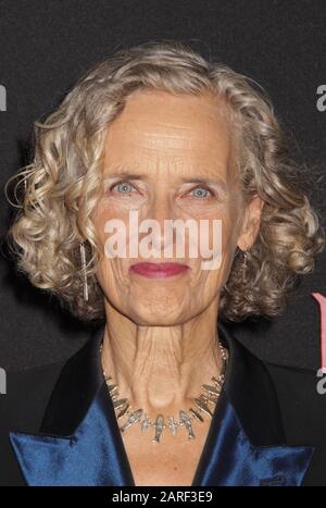 Los Angeles, USA. Januar 2020. Barbara Marten 21.01.2020 Die Premiere von "The Turning" fand im TCL Chinese Theatre in Los Angeles, CA Credit: Cronos/Alamy Live News statt Stockfoto