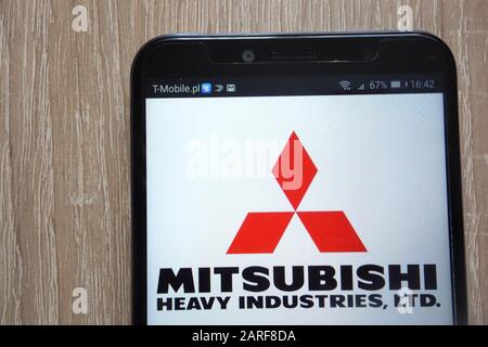 Das Logo von Mitsubishi Heavy Industries wird auf einem modernen Smartphone angezeigt Stockfoto