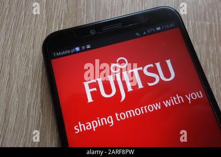 Fujitsu-Logo auf einem modernen Smartphone Stockfoto