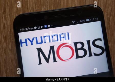 Das Hyundai Mobis Logo wird auf einem modernen Smartphone angezeigt Stockfoto