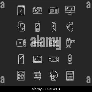 Mobilgeräte kreideweiße Symbole auf schwarzem Hintergrund. Kleine elektronische Handgeräte. Smartphone, Computer. E-Reader. Kameras. Digitale Tasche Stock Vektor