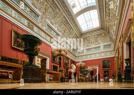 Innenansicht Des staatlichen Hermitage-Museums, UNESCO-Weltkulturerbe, Sankt Petersburg, Oblast Leningrad, Russland, Europa Stockfoto