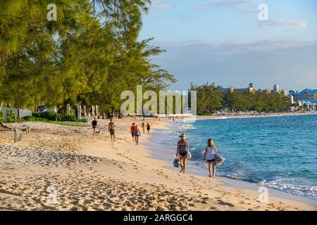 Governors Beach, Teil von Seven Mile Beach, Grand Cayman, Cayman Islands, Karibik, Mittelamerika Stockfoto
