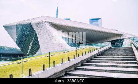 Dezember 2019 Guangzhou China, Guangzhou Opera House ist ein chinesisches Opernhaus in Guangzhou, Provinz Guangdong, Volksrepublik China. Entworfen B. Stockfoto