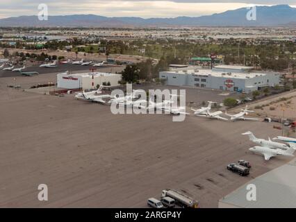 Luftbild zum internationalen Flughafen McCarran. Stockfoto