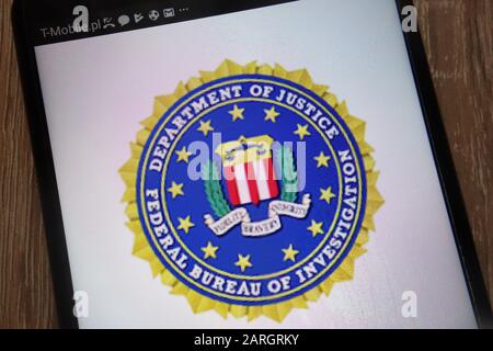 Das FBI-Logo wird auf einem modernen Smartphone angezeigt Stockfoto