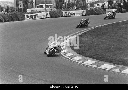 Internationale Olof-Rennen 1980 in Zandvoort Will Hartog (44) gefolgt von Randy Mamola (2) Datum: 14. September 1980 Ort: Noord-Holland, Zandvoort Schlüsselwörter: Motorräder, Motorradrennen persönlicher Name: Hartog, Wil, Mamola, Randy Stockfoto