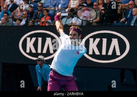 Melbourne, Australien. Januar 2020. Roger Federer aus der Schweiz beim Match "Australian Open Tennis Championship Day 9" 2020 im Melbourne Park Tennis Center, Melbourne, Australien. Januar 2020. ( © Andy Cheung/ArcK Images/arckimages.com/UK Tennis Magazine/International Sports Fotos) Credit: Roger Parker/Alamy Live News Stockfoto