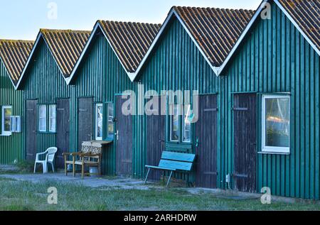 Diese kleinen Ferienhäuser an der Ostsee sind auffallend und sehr schön. Stockfoto