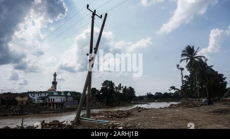 LEBAK, BANTEN - JANUARI 23, 2020: Blitzüberschwemmungen trafen den Bezirk Lebak in der Provinz Banten, Indonesien zu Beginn des neuen Jahres am 1. Januar 2020 Stockfoto