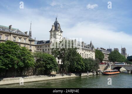 Palais de Justice in Quai des Orfèvres, Ile de la Cité, Paris, Frankreich Stockfoto