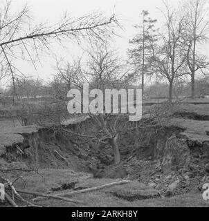 Erdrutsche in der belgischen Gemeinde Zichen-Zussen-Bolder, Datum der Absenkung: 5. April 1966 Stichwörter: Erstickung, Gemeinden Stockfoto