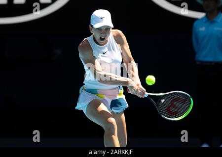 Melbourne, Australien. Januar 2020. Der Rumänien-Konzern SIMANA Halep besiegte Anet Kontaveit aus Estland., am 29. Januar 2020 im Melbourne Park, Melbourne, Australien. Foto von Peter Dovgan. Kredit: UK Sports Pics Ltd/Alamy Live News Stockfoto