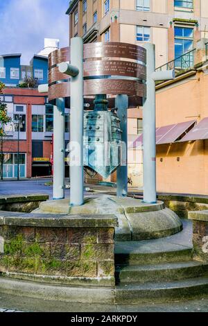 Western Han Dynasty Bell, Allan Yap Circle, Shanghai Alley, Chinatown, Vancouver, British Columbia, Kanada Stockfoto