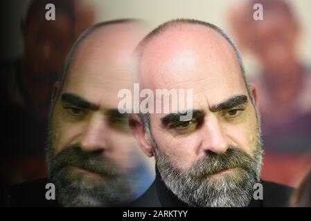 Madrid, Spanien. Januar 2020. Luis Tosar besucht die Premiere von "Adú" ('Emboscada Finale') im Callao Kino in Madrid. Credit: Sopa Images Limited/Alamy Live News Stockfoto