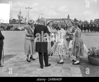 Großherzlicher Besuch aus Luxemburg. Ankunft Stadionplein Datum: 5. Juni 1956 Stichwörter: Ankunft, Besuche Stockfoto